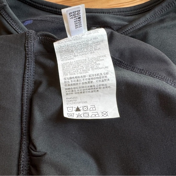 Donna Karan Active High Neck Sports Bra - L - Picture 8 of 9